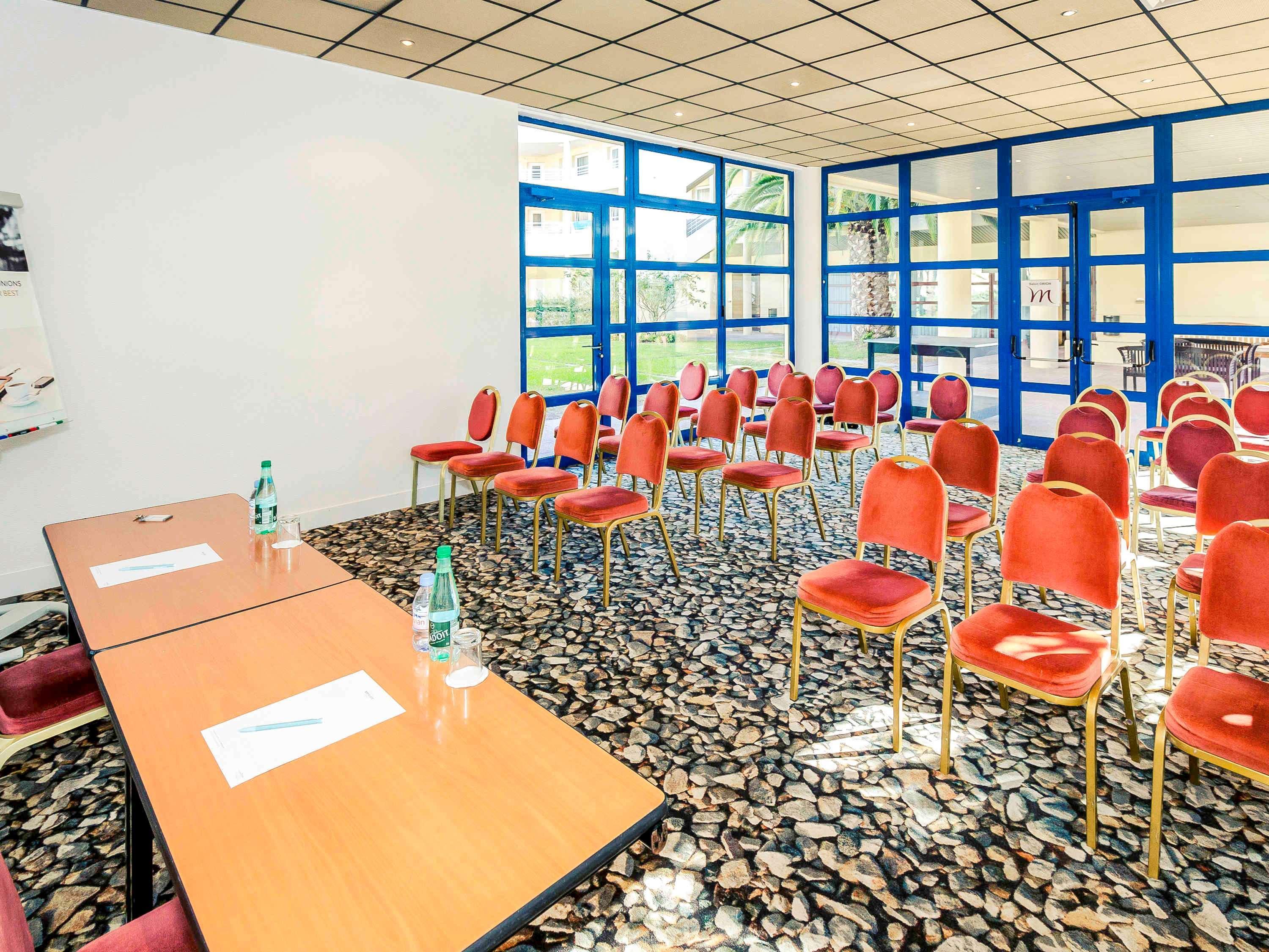Mercure Cannes Mandelieu Екстер'єр фото