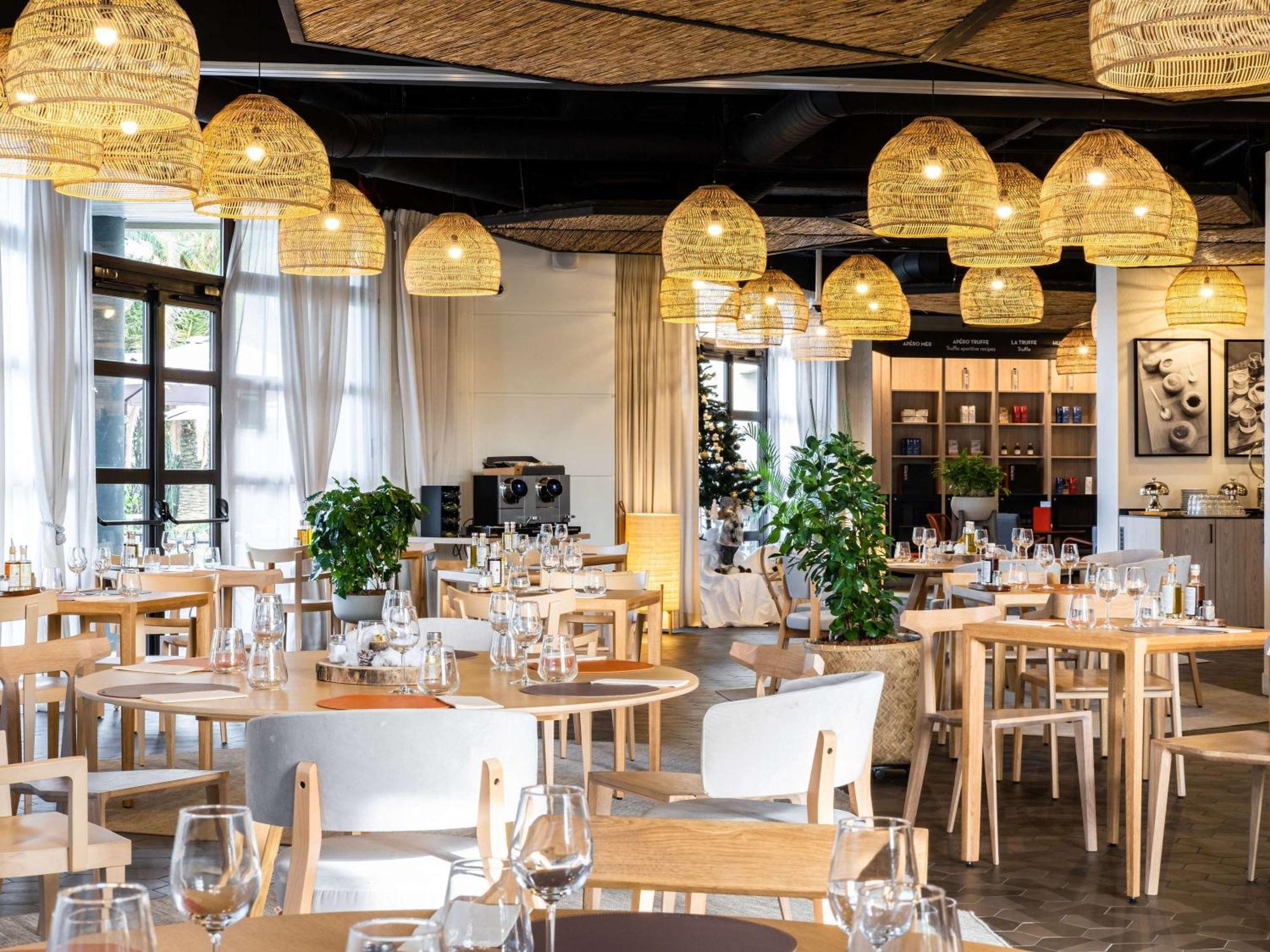Mercure Cannes Mandelieu Екстер'єр фото