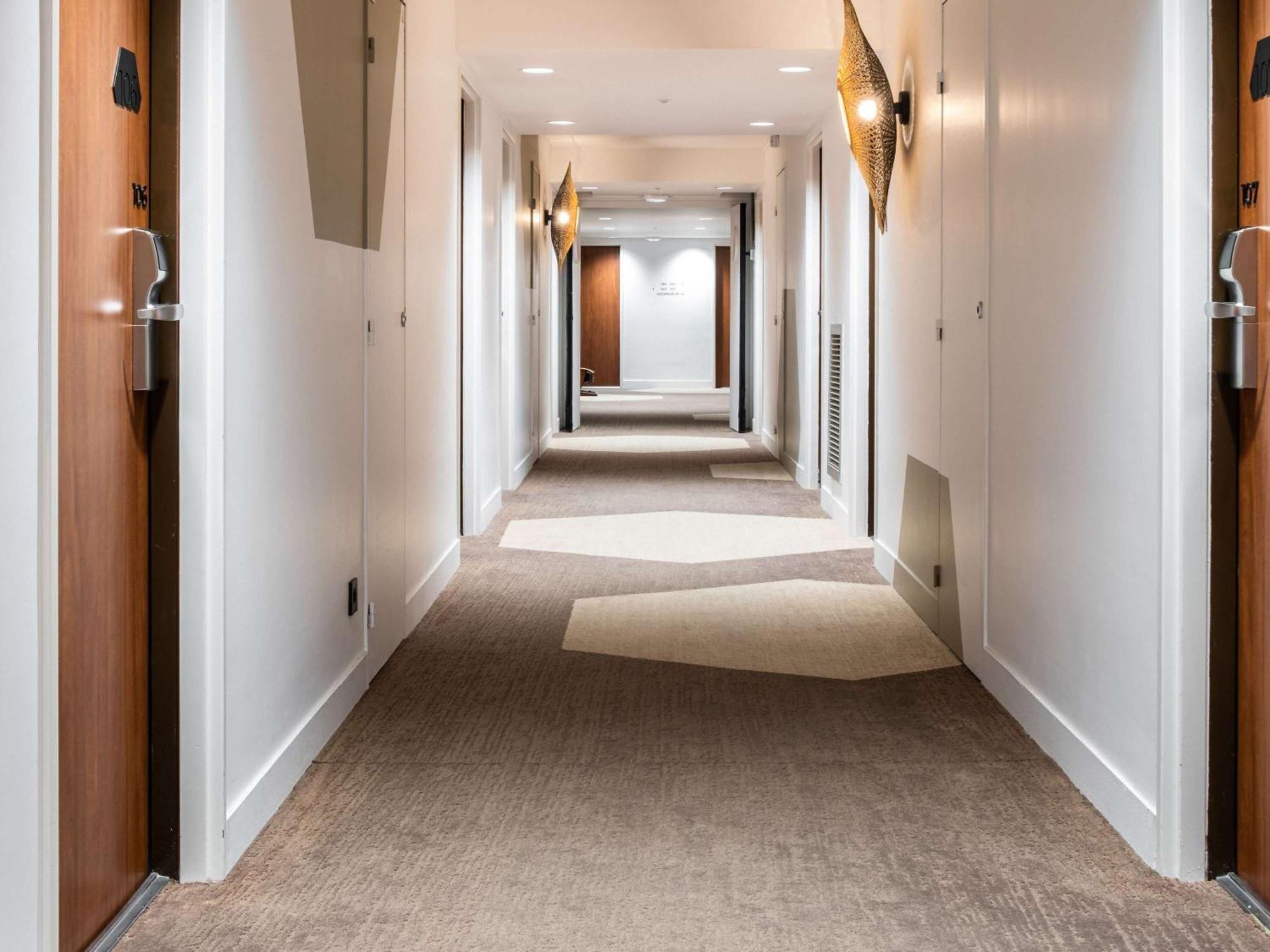 Mercure Cannes Mandelieu Екстер'єр фото